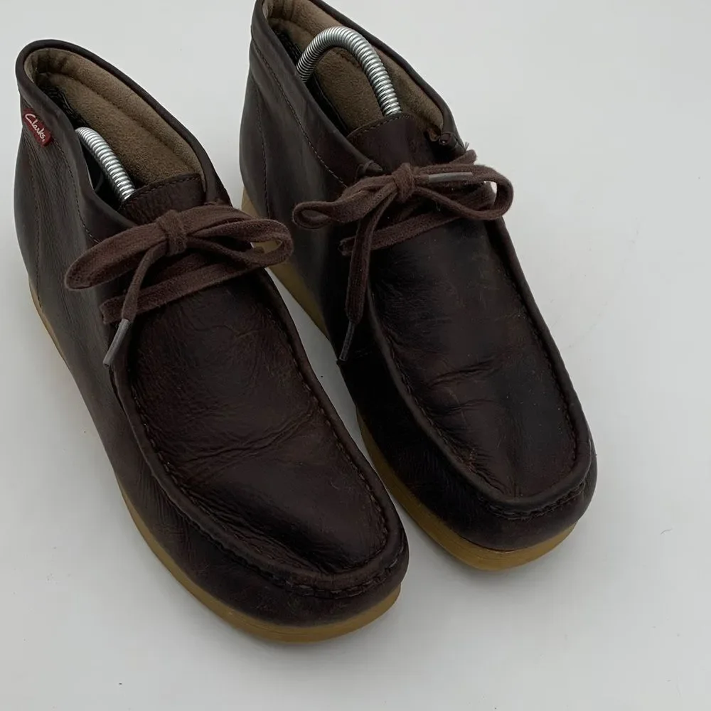 Clarks Wallabee brown leather chukka boots men’s size 10